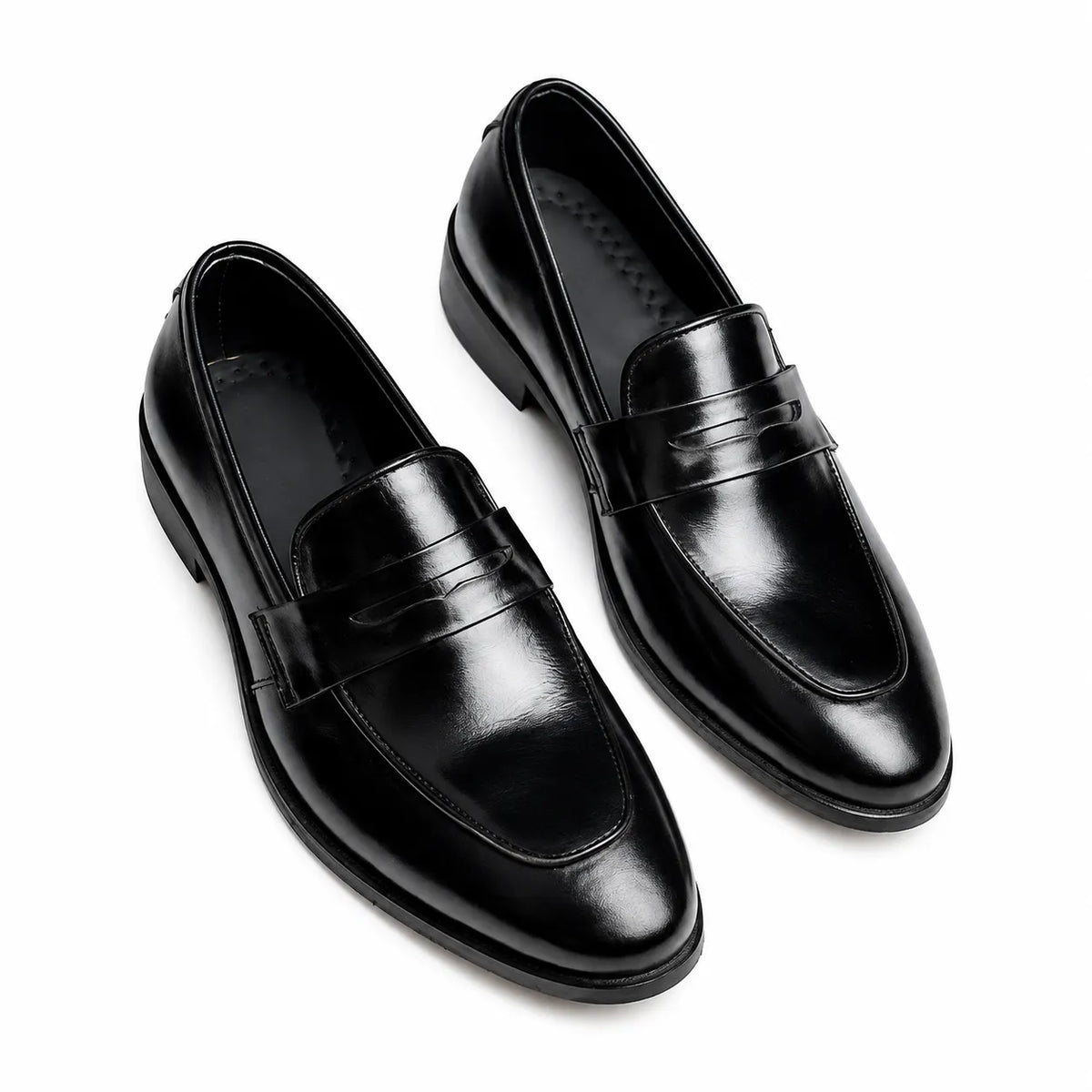 Premium men's black leather loafers featuring a classic slip-on design for formal and business wear.